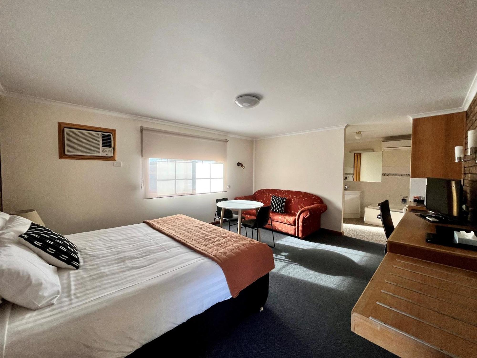 City Colonial Motor Inn Милдура Екстериор снимка